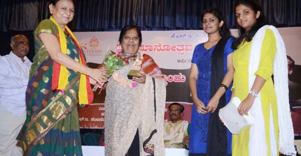 Comedy Show by Sri Pranesh, Sri Richerd Lues & Smt. Indumati Salimath on 30/01/2016